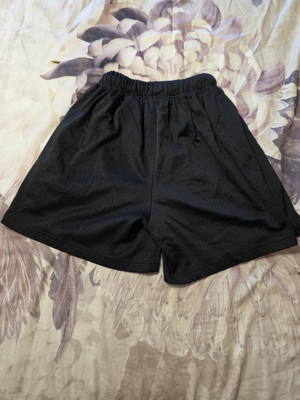 DRACO BANDIT SHORTS SIZE SMALL PREOWNED - Picture 2 of 5